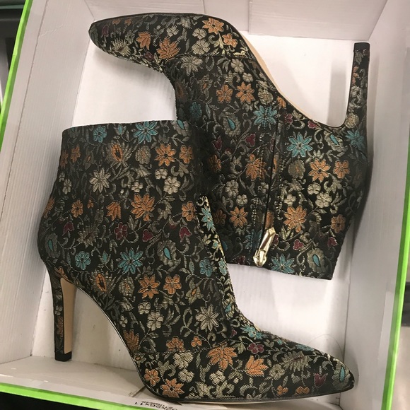 Sam Edelman booties - Picture 1 of 1